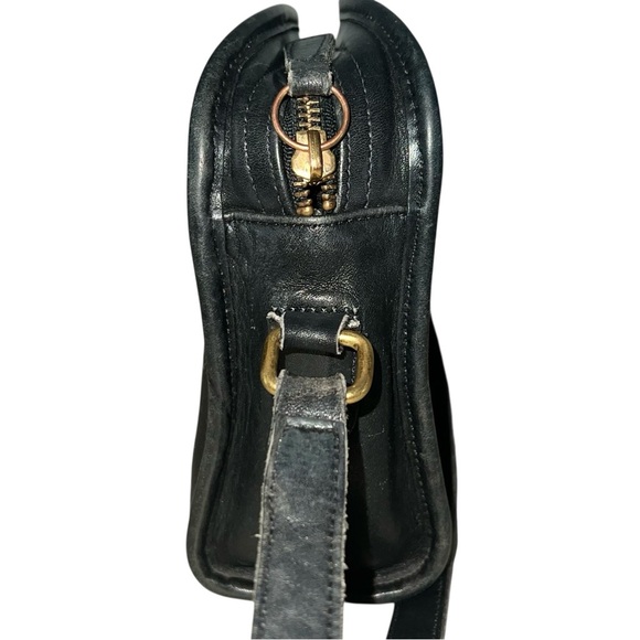 Vintage Metropolis Coach Purse - Picture 4 of 16